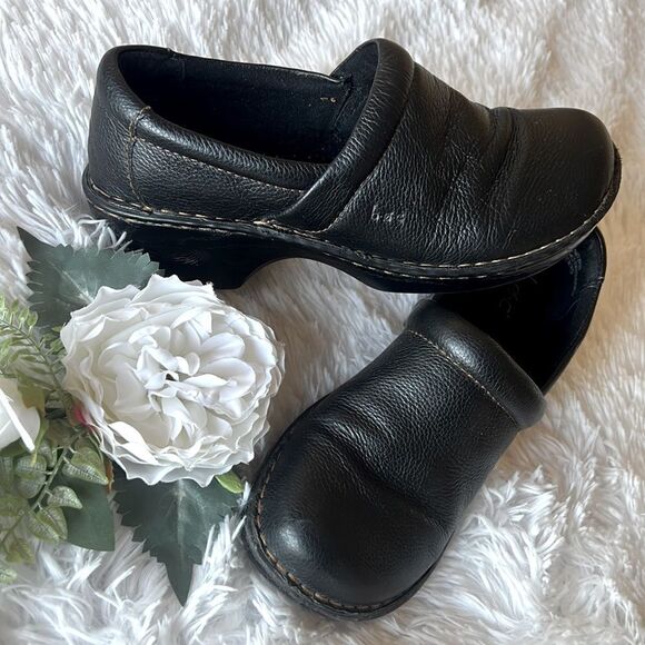 b.o.c. Black Genuine Pebbled Leather Clog/Shoe 9 - Picture 1 of 10